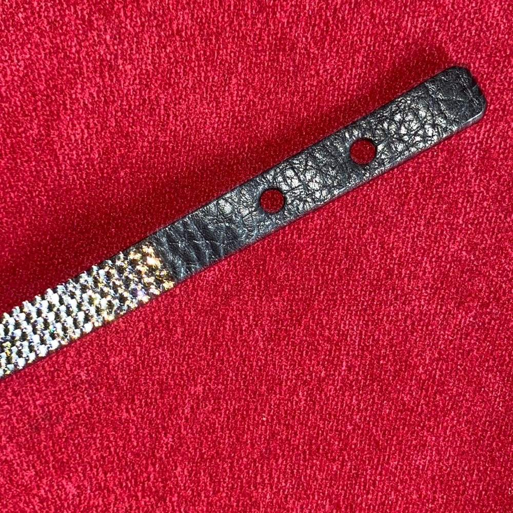 Black Swarovski Crystal leather strap bracelet. Sparkle into summer - Picture 5 of 6